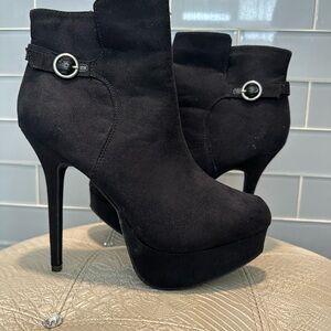 Elegant Black Women's Ankle Boots